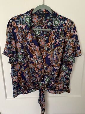 Eclair Navy Paisley Tie-Front Short Sleeve Blouse